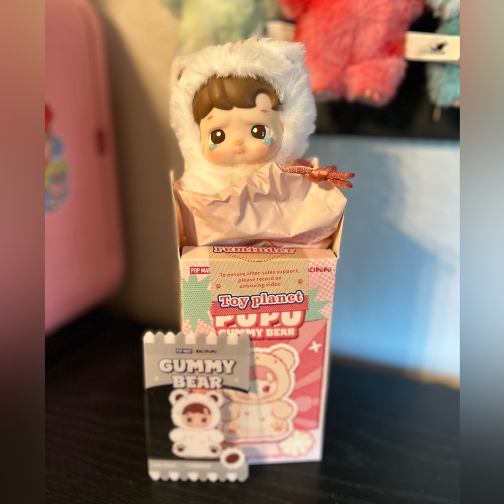 Pop Mart Hacipupu Gummy Bear Vinyl Face Plush Pendant - Latte (Secret)